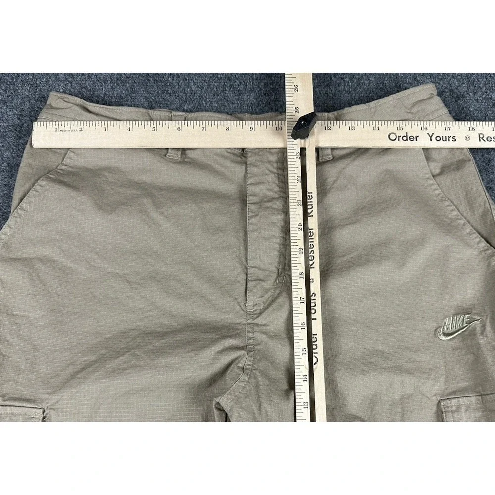 Nike Cargo Pants Mens 34 X 34 Beige Loose Fit Woven Ripstop Relaxed Baggy - Picture 5 of 10